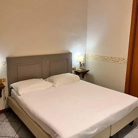 Bypillow Goldoni Florence