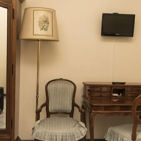 Hotel Bypillow Goldoni Firenze