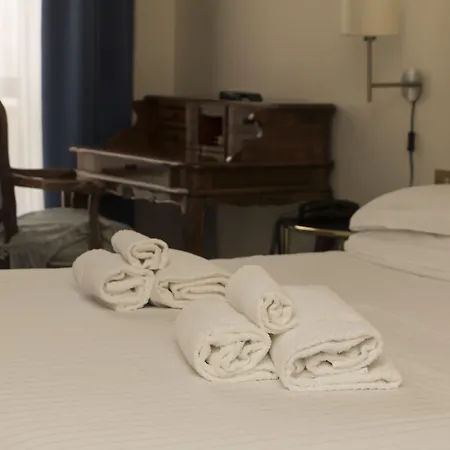 Hotel Bypillow Goldoni Firenze