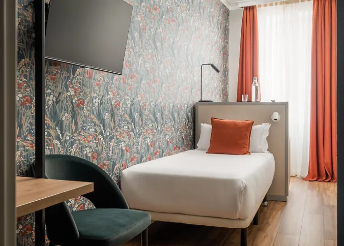 Bypillow Goldoni Otel 3*